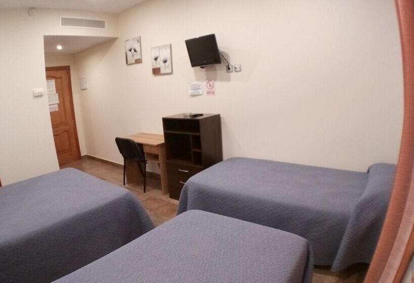 פנסיון Hostal Venecia Ii