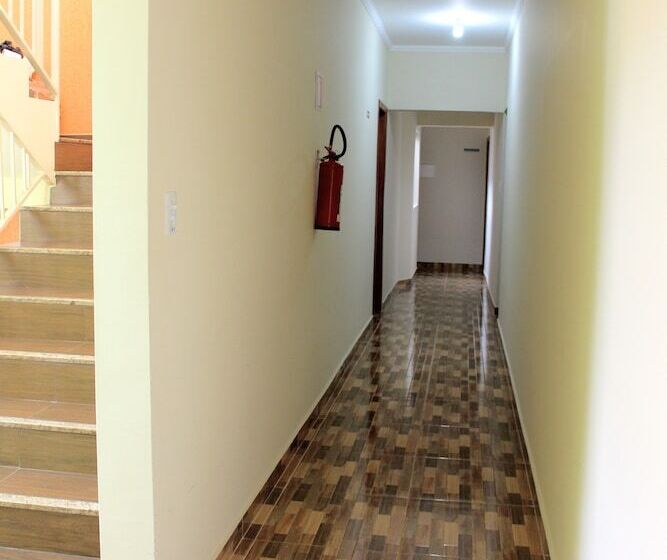 膳宿费 Pousada Saint Alban