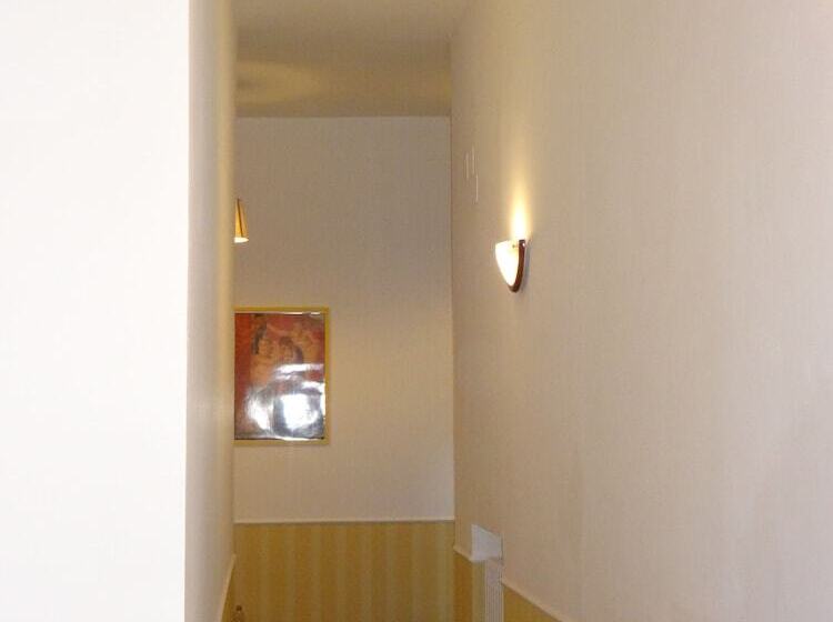 Пансион Amphitheatrum Gate