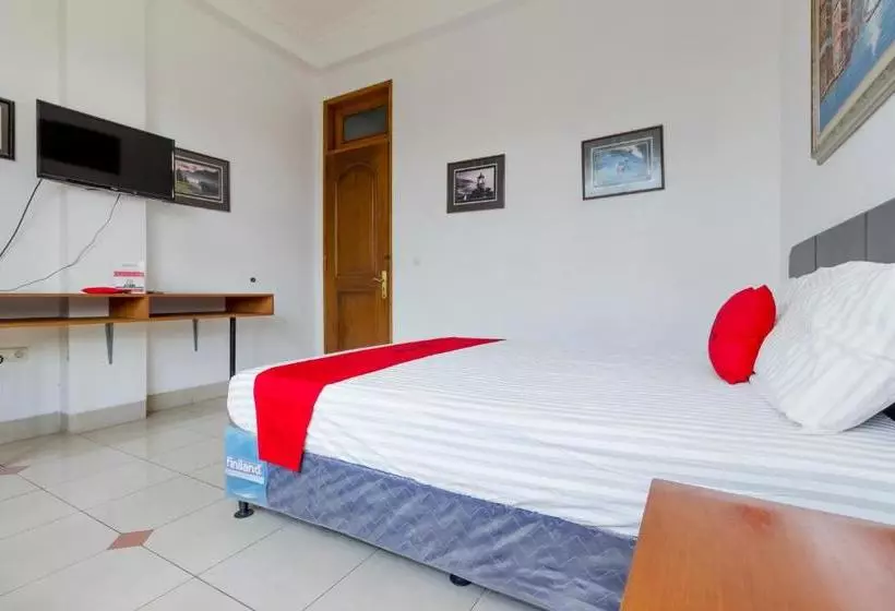 Majatalo Reddoorz @ Taman Menteng Bintaro