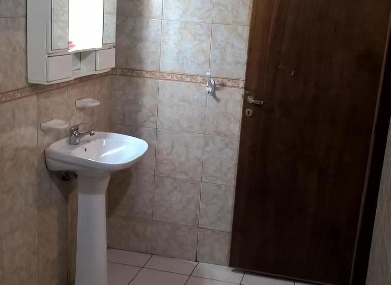 هاستل La Quinta