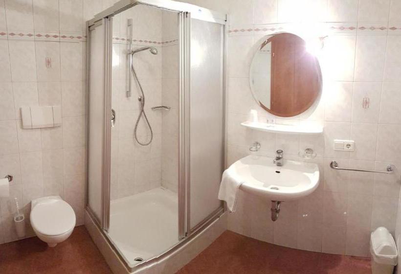 Nocleg ze śniadaniem Weißes Rössl