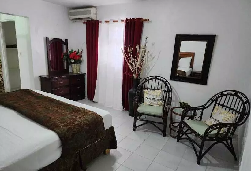 Majatalo Boca Del Paraiso