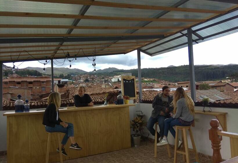 The Rooftop Hostel Cusco