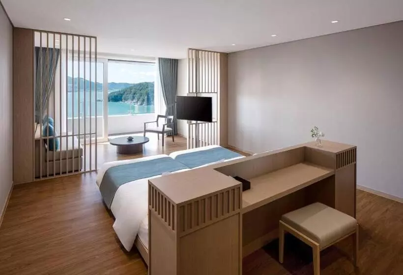 Hanwha Resort Geoje Belvedere