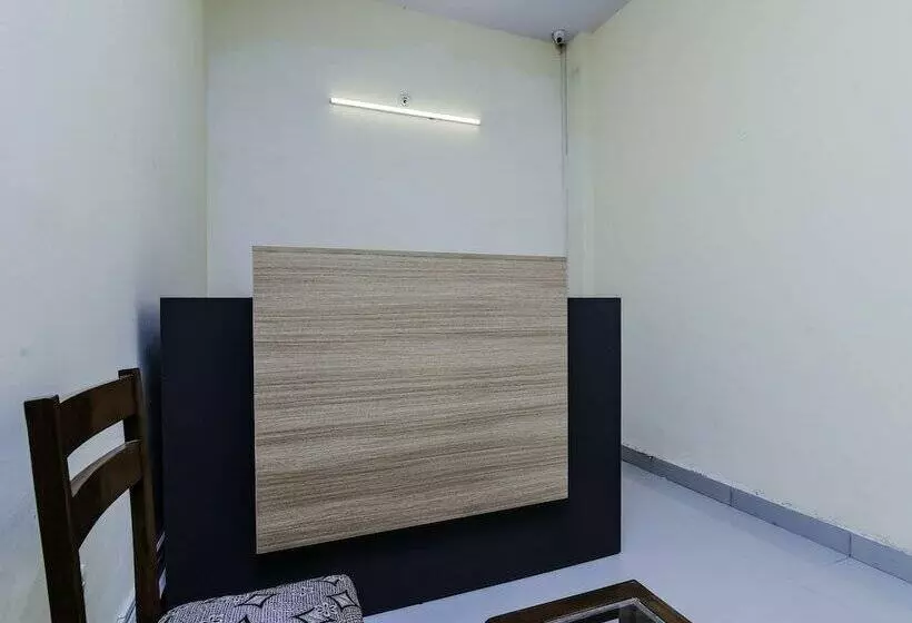 Hotelli Oyo 20031 Silverkey Jaypee Hospital