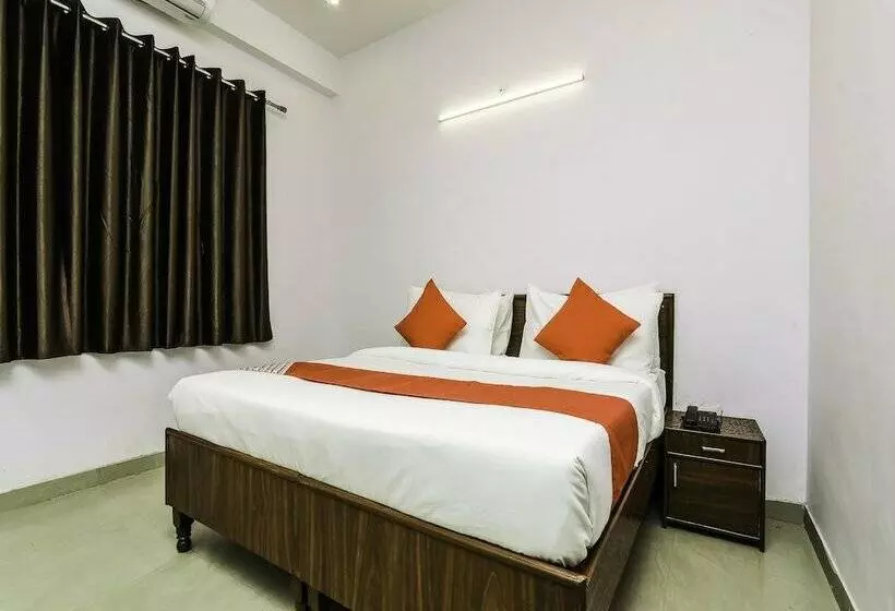 Hotelli Oyo 20031 Silverkey Jaypee Hospital
