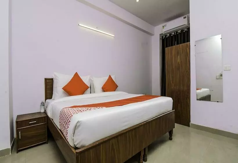 Hotelli Oyo 20031 Silverkey Jaypee Hospital