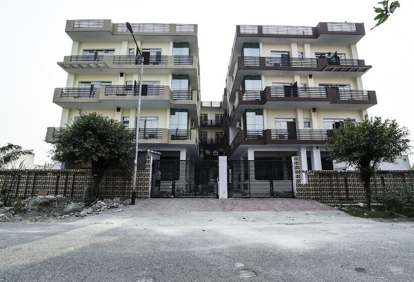 호텔 Oyo 20031 Silverkey Jaypee Hospital