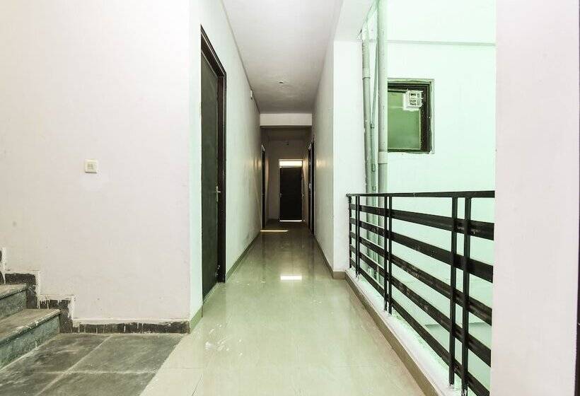 호텔 Oyo 20031 Silverkey Jaypee Hospital