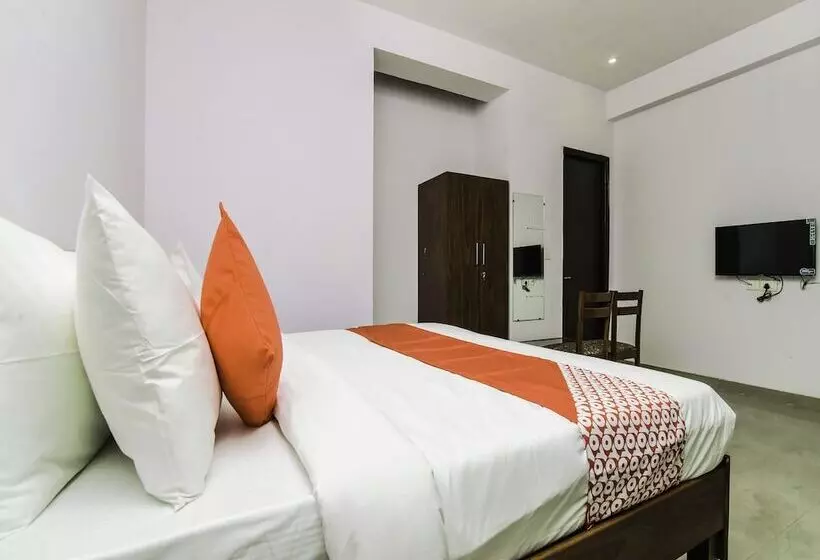Hotelli Oyo 20031 Silverkey Jaypee Hospital