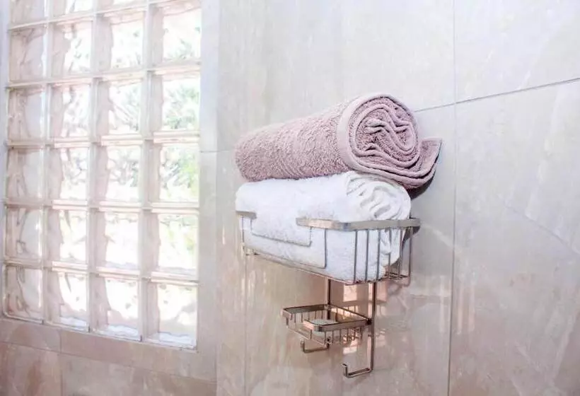 پانسیون Angel Boutique