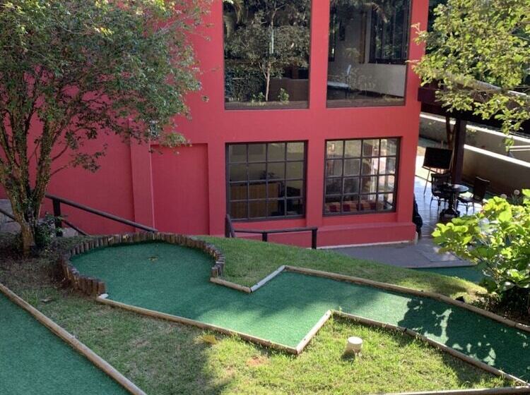 پانسیون Pousada Golf Village