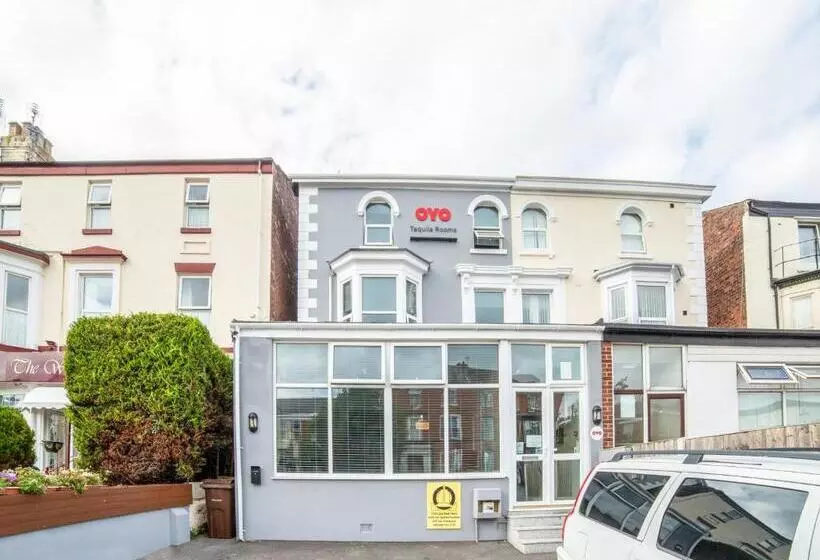 پانسیون Tequila And Dunlin Rooms Southport Central