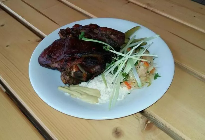 ペンション Penzión Racibor