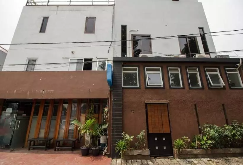 ペンション Reddoorz Syariah At Taman Bendungan Asahan