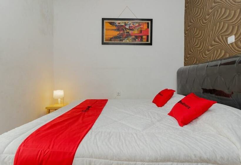 פנסיון Reddoorz Syariah At Taman Bendungan Asahan