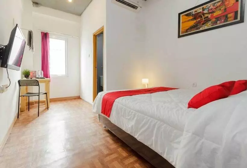 ペンション Reddoorz Syariah At Taman Bendungan Asahan