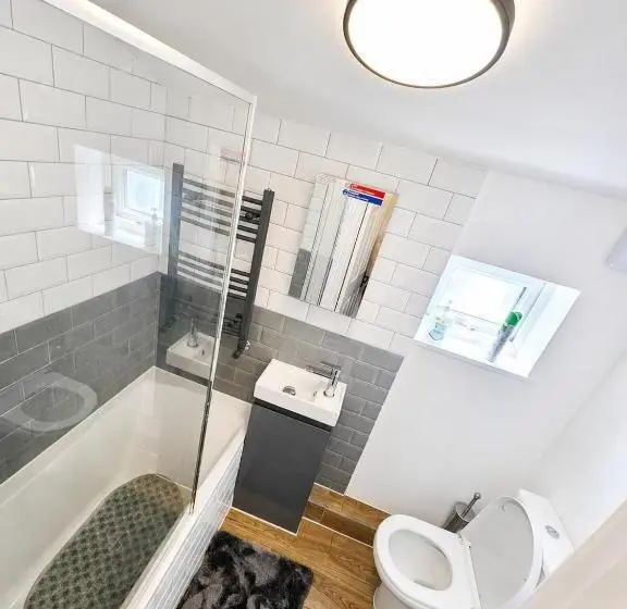 Majatalo Sky Homes