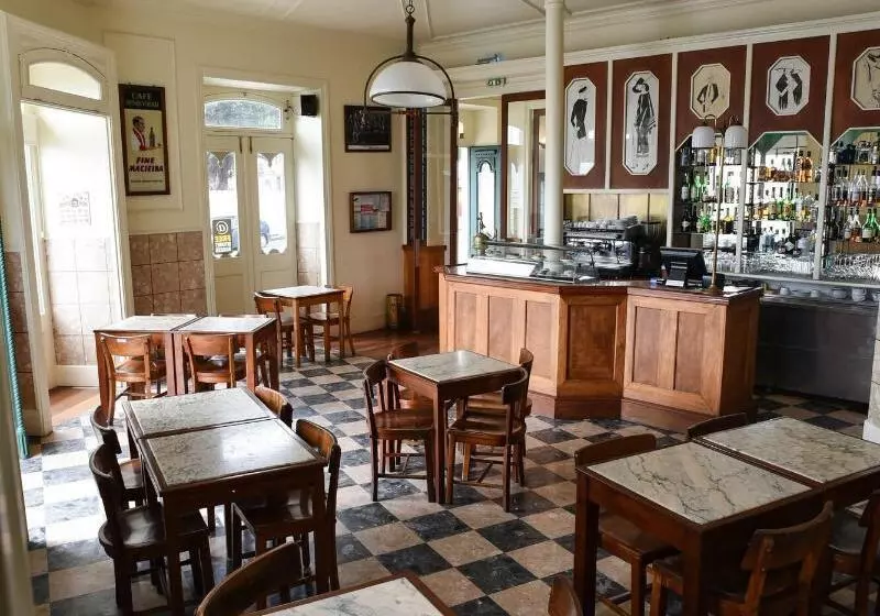 Retkeilymaja Internacional Azores Boutique