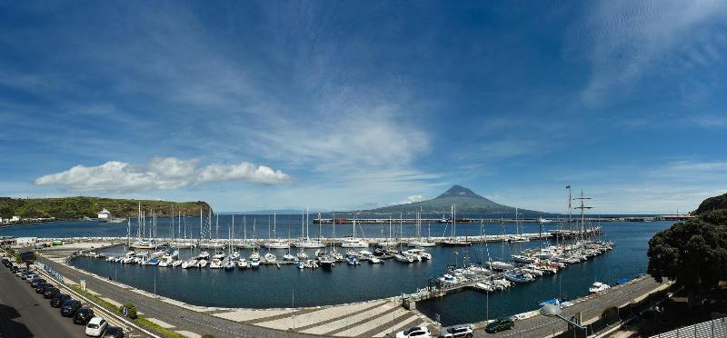 ユースホステル Internacional Azores Boutique