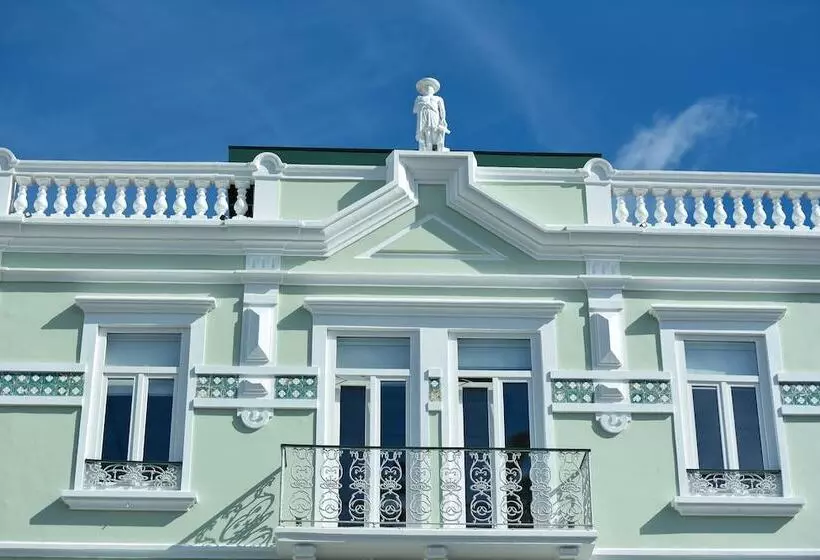 Retkeilymaja Internacional Azores Boutique