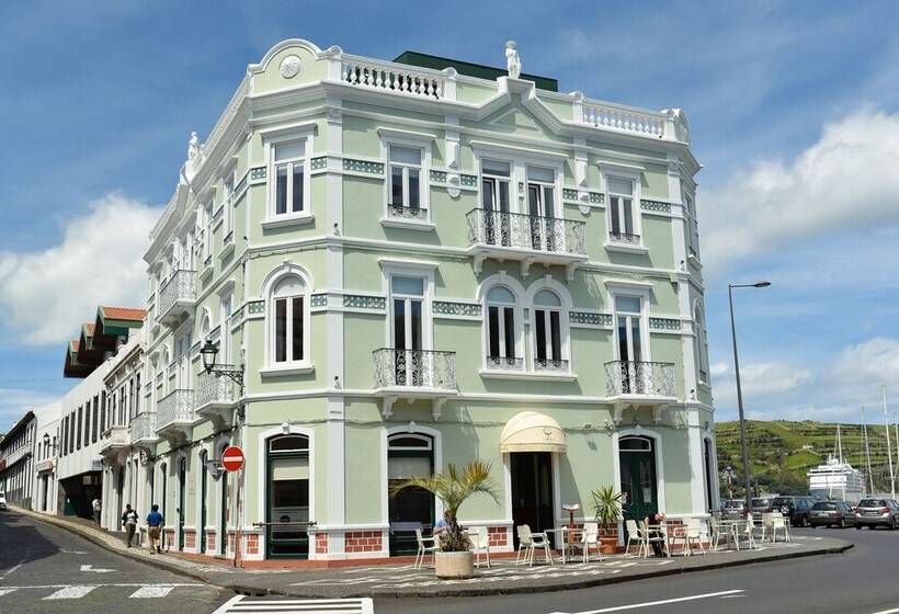 ユースホステル Internacional Azores Boutique