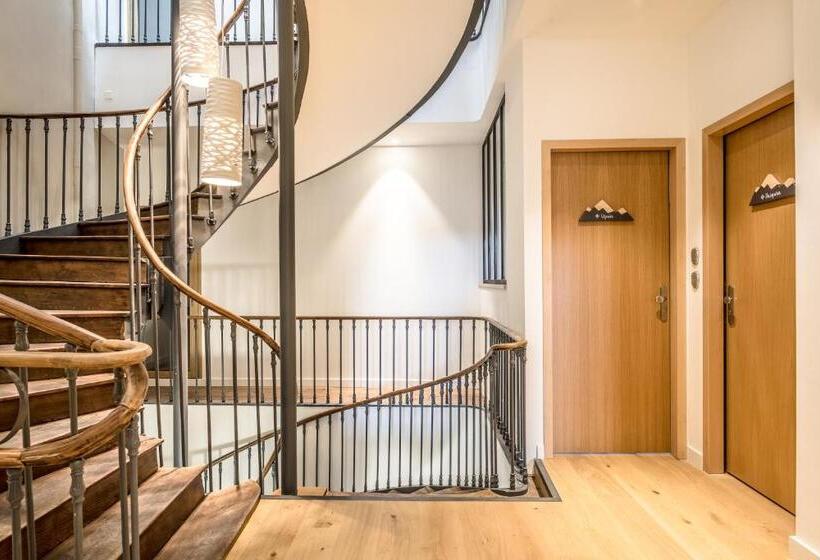 Jondoni Laurendi Kanbo