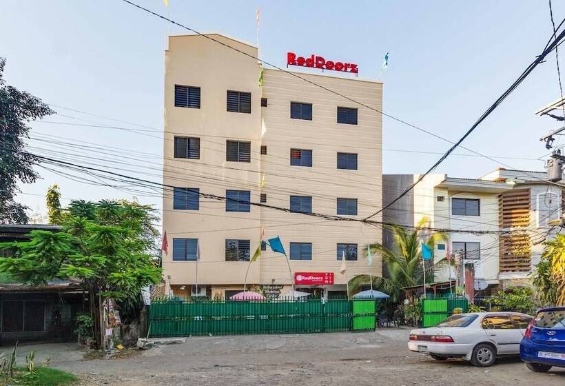 בית מלון כפרי Reddoorz @ Zapatera Cebu