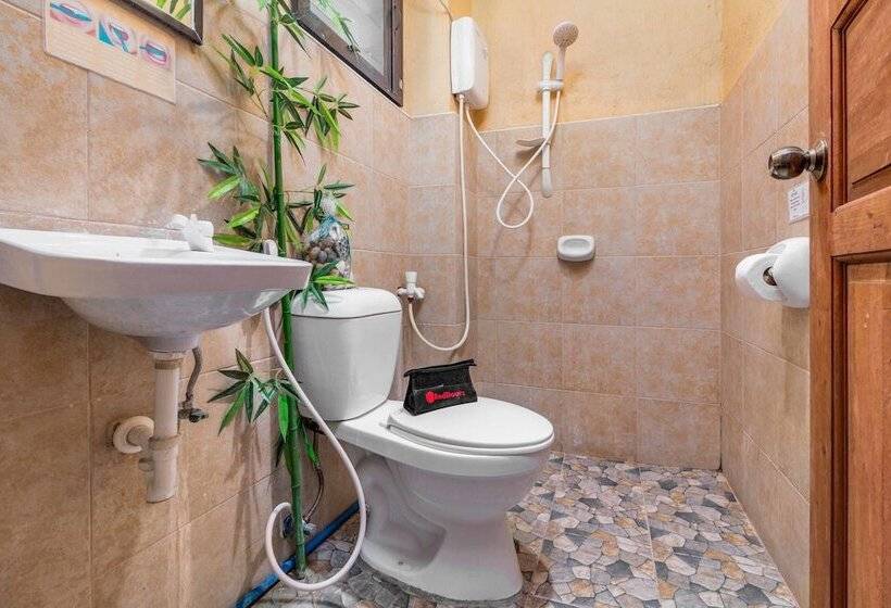 בית מלון כפרי Reddoorz @ Zapatera Cebu