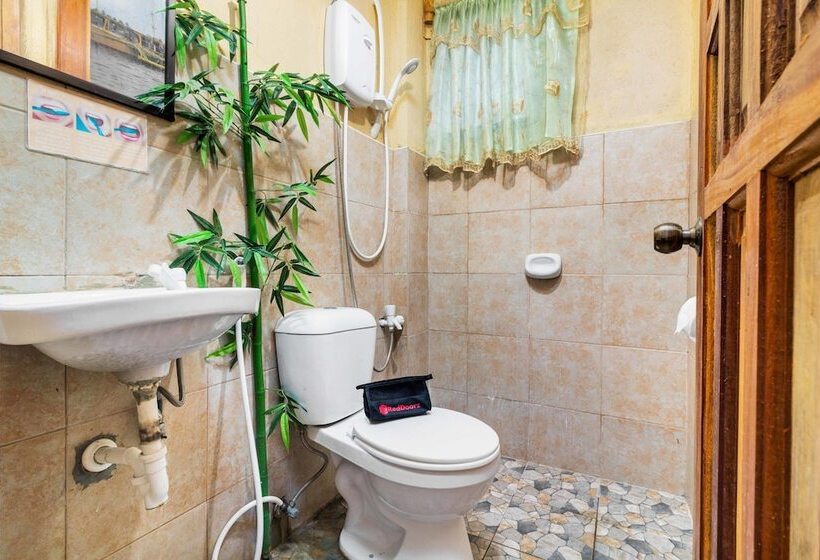 בית מלון כפרי Reddoorz @ Zapatera Cebu