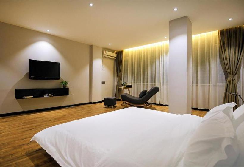 One Carat Hotel Guilin