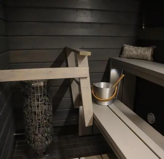پانسیون Little Aurora Cabin