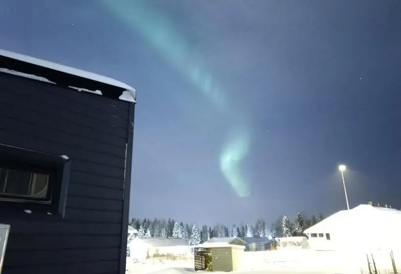 پانسیون Little Aurora Cabin