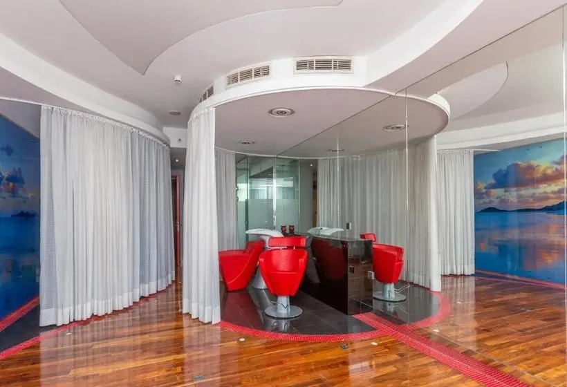 Ezdan Hotel West Bay