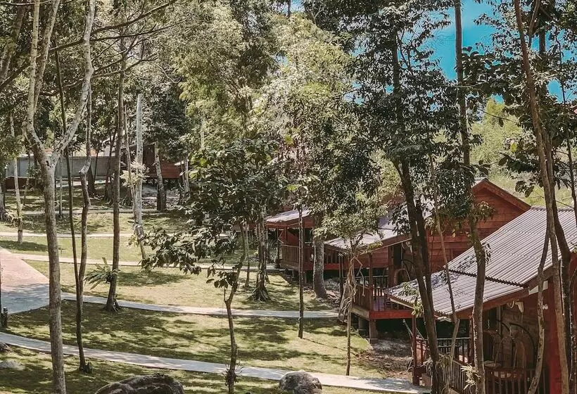 Ariya Resort