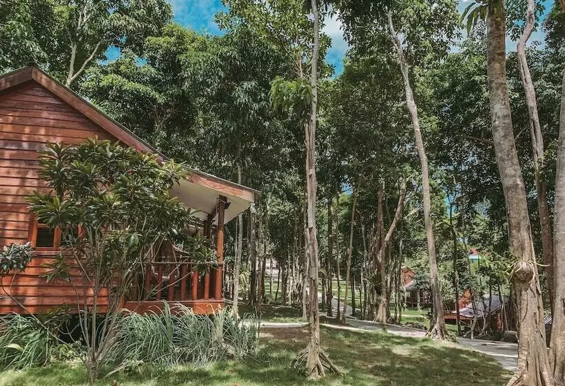 Ariya Resort