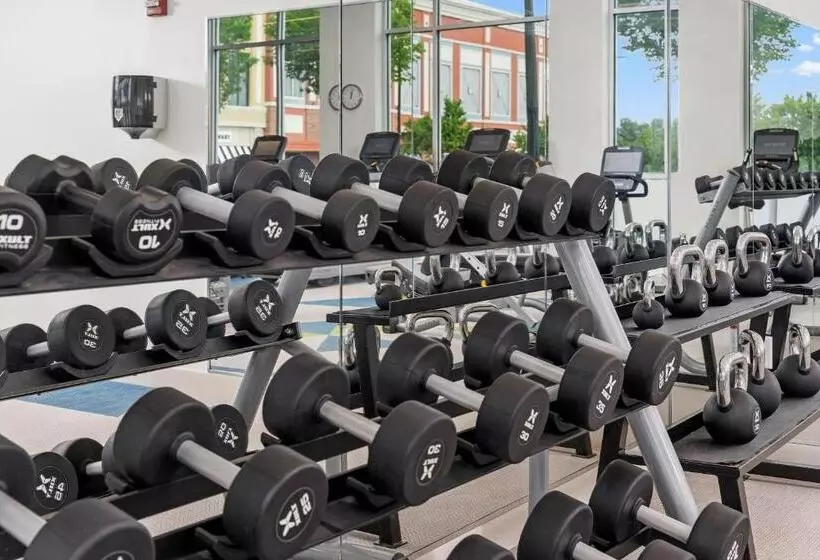 ホテル Element Hampton Peninsula Town Center