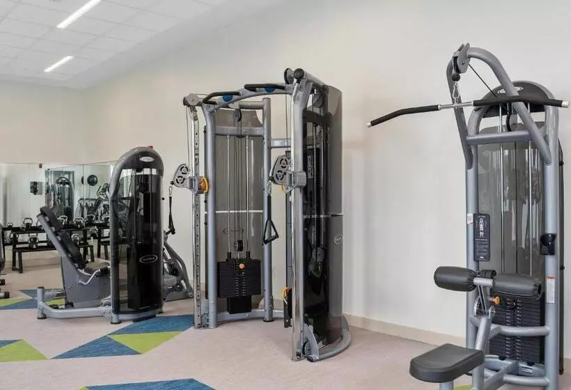 ホテル Element Hampton Peninsula Town Center