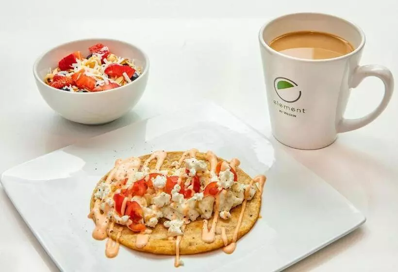 ホテル Element Hampton Peninsula Town Center