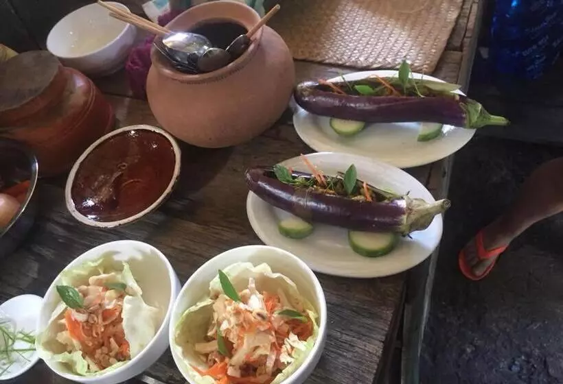 Majatalo Firefly Guesthouse