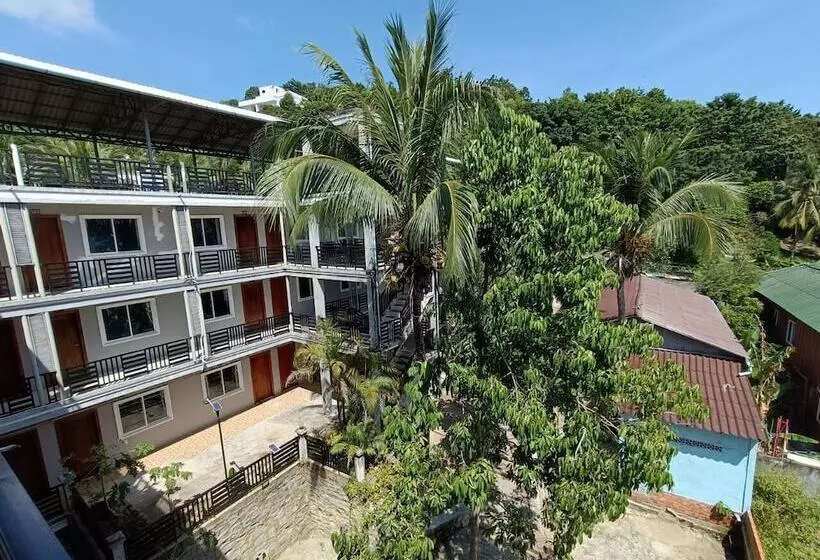 Majatalo Roomy Guesthouse