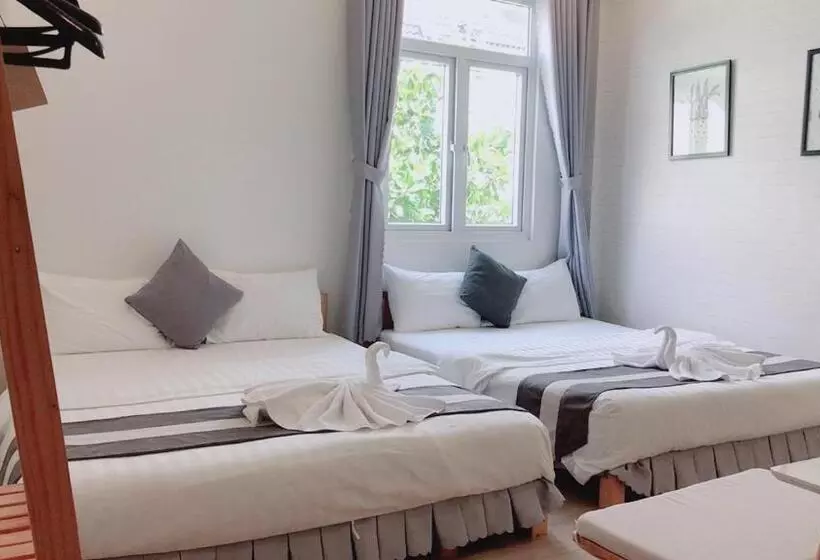 هتل Sele House