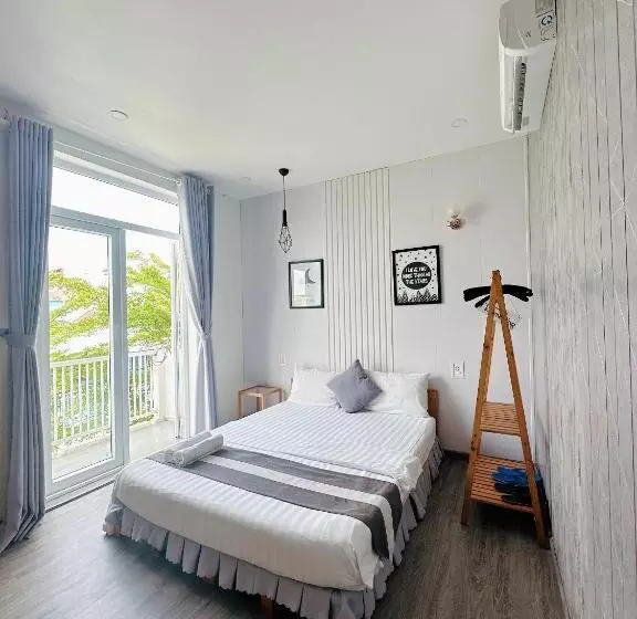 هتل Sele House