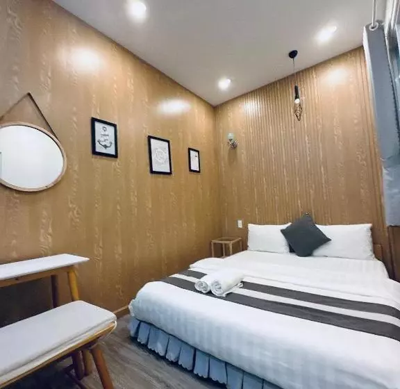 هتل Sele House