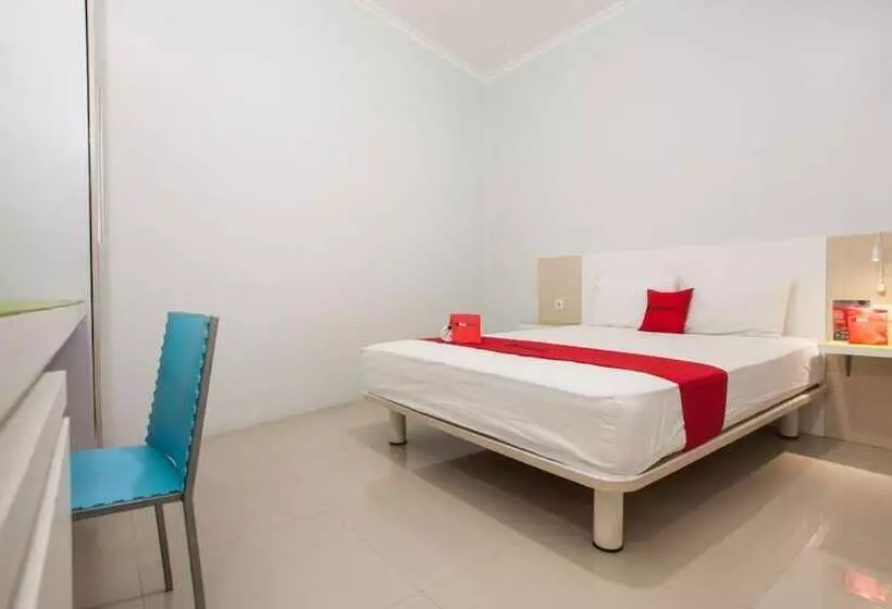 Majatalo Reddoorz Syariah At Kartohardjo Madiun