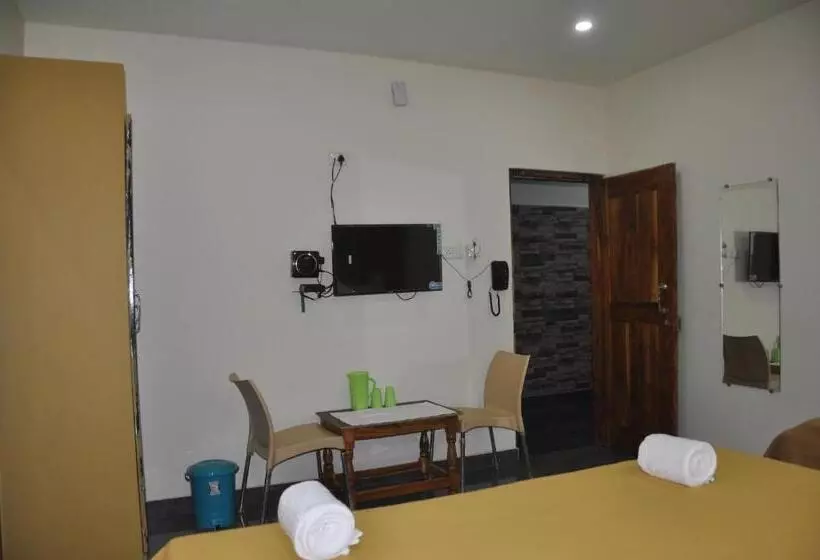 Hotelli Blue Crystal Lodge