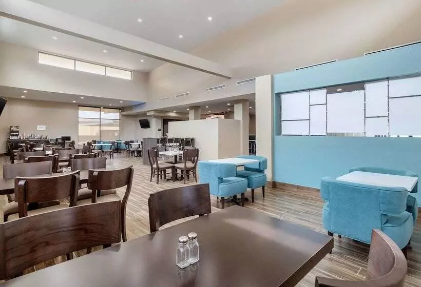 Hotelli Sleep Inn & Suites Bricktown   Near Medical Center