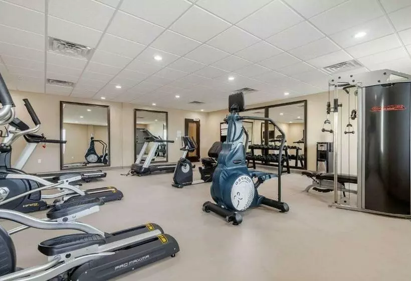 Hotelli Sleep Inn & Suites Bricktown   Near Medical Center