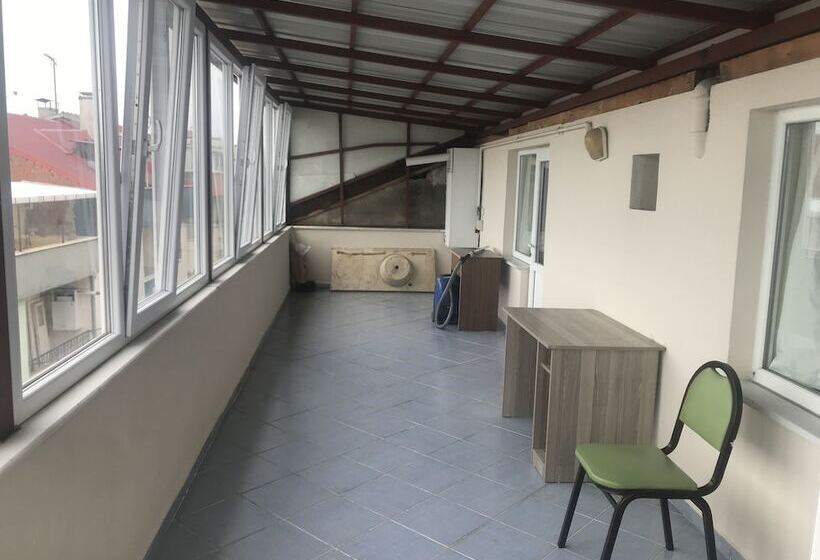 Karabina Eylül Apart